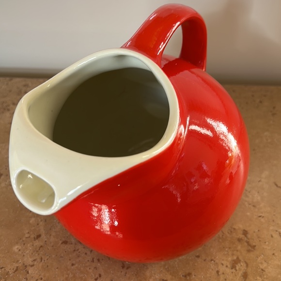 🔥HP🔥VTG Hall’s USA Red Ball Tilt 2 Quart Pitcher - Picture 3 of 7